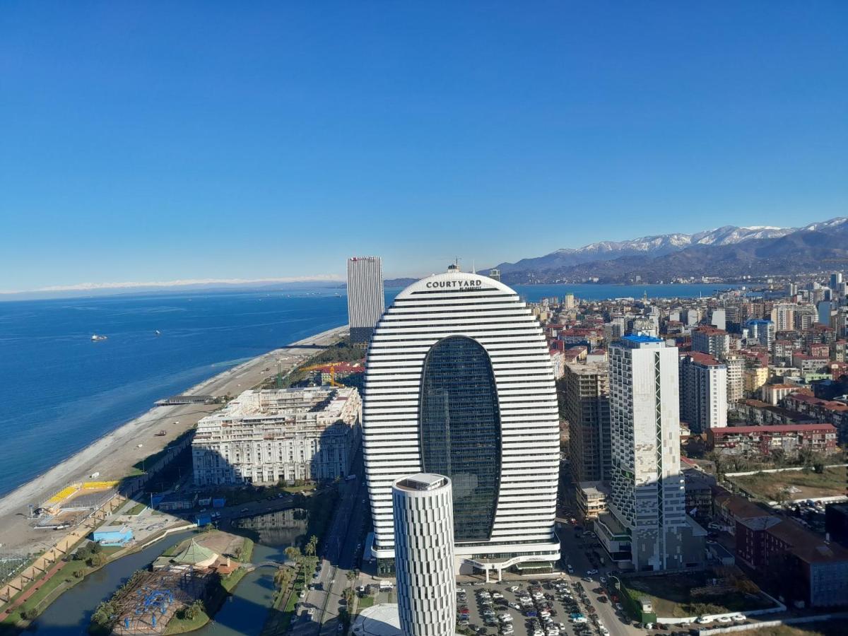 Smart Aparthotel Orbi City Batumi Exterior foto