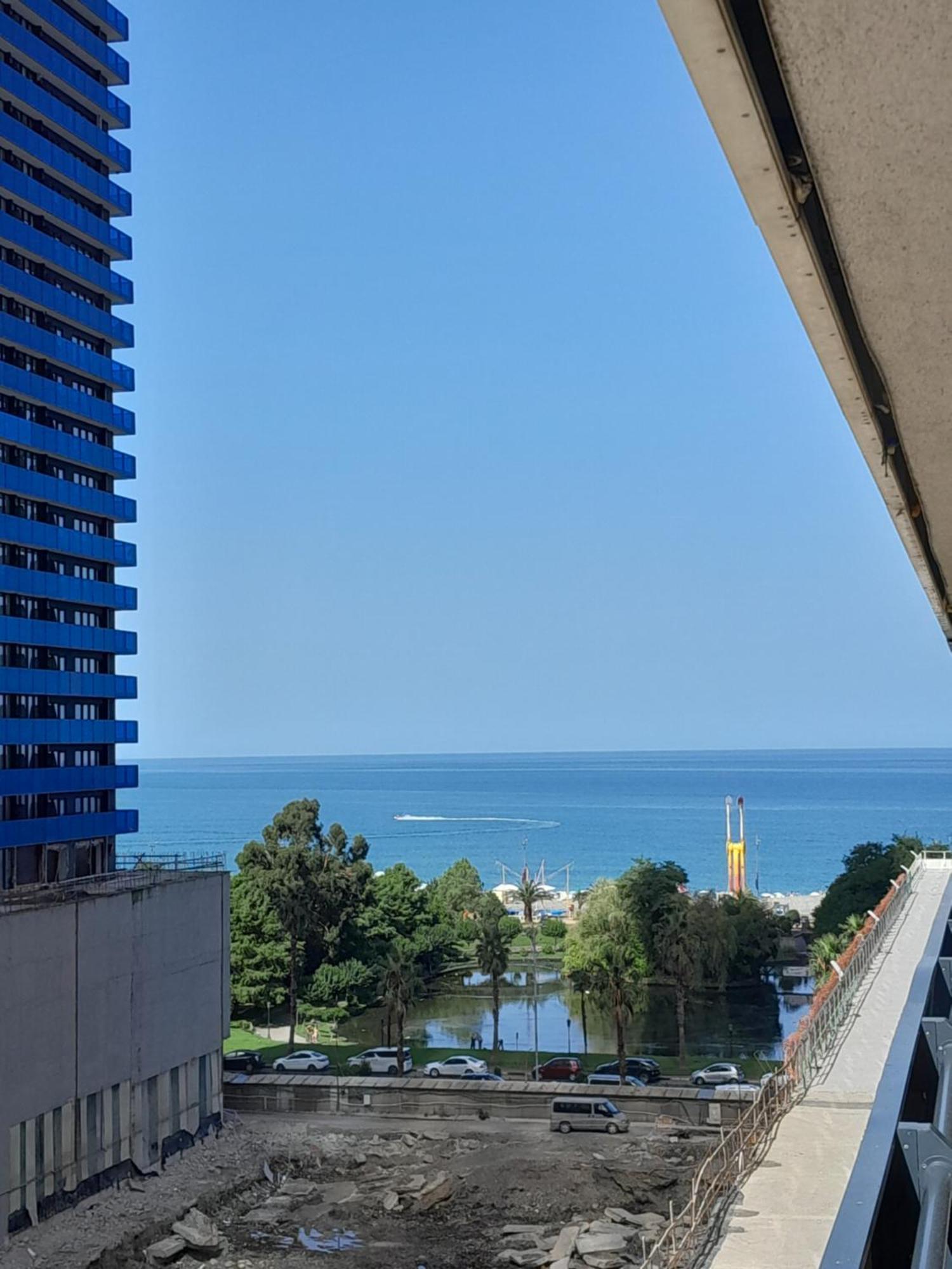 Smart Aparthotel Orbi City Batumi Zimmer foto